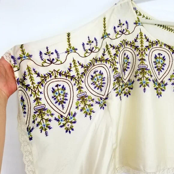 Free People Embroidered Women's draped  blouse - Contemporary w/Old World Charm - Picture 6 of 12